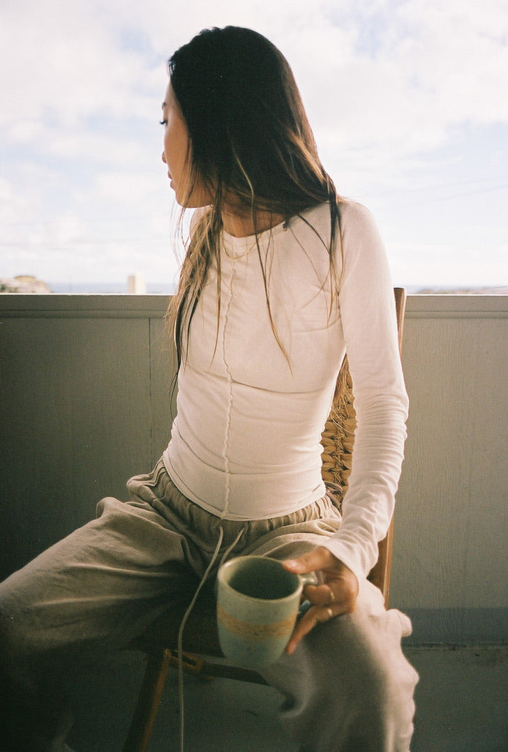 Core Longsleeve in White